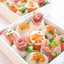 ひな祭りお祝いメニュー*デコ手まり寿司