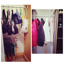 玄関で つっぱり棒は大活躍!