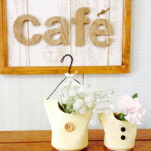 空き缶で簡単!洋服みたいなフラワーベース♪