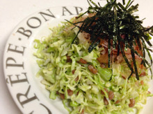 納豆臭さも軽減!納豆とキャベツのサラダ