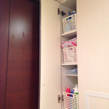 使い勝手の悪い収納場所も突っ張りポールで解決!