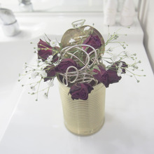 トマト缶のふたも使ってインテリアに、、、、