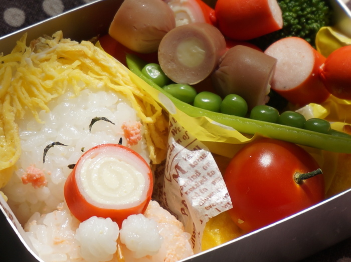 キャンディーがいっぱい♪溢れ出るお弁当~