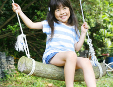 わが子を不審者から守ろう!外遊びで徹底すべき6つの安全対策とは?