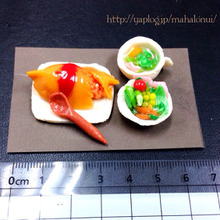 セリアの小麦粘土とマニキュアトップコートでミニチュアフード作り