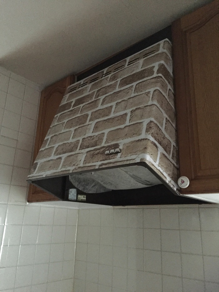 リメイクシートで換気扇をオシャレに!