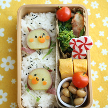 女子大好き!お芋ご飯でデコ弁