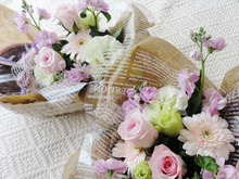 100均かごマジック!プレゼントや手土産が素敵に見える?!