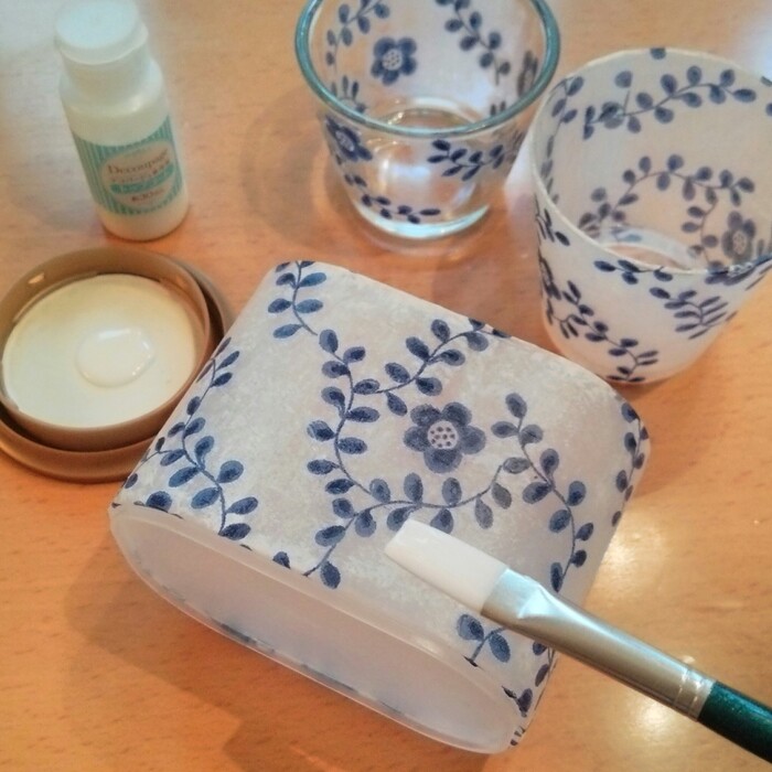 トップコートを塗る