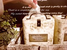 ダイソーリメイクで、アンティーク風容器にガラリとイメチェン!