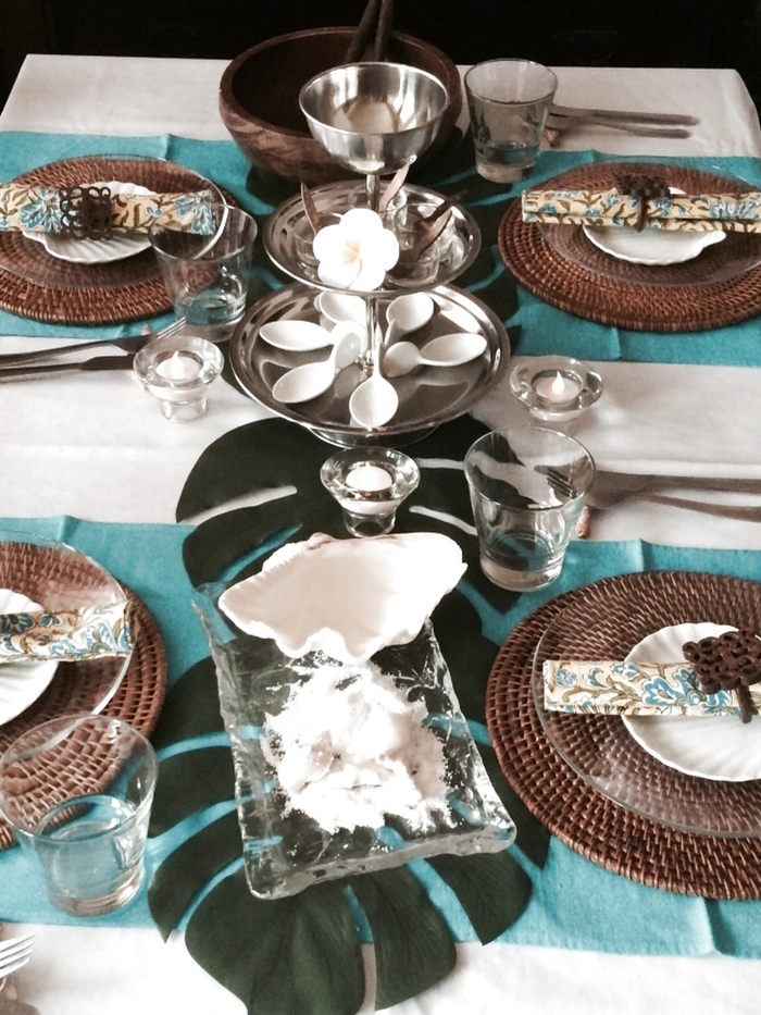 『セリアのモンステラマット』を使って夏のテーブルコーデ