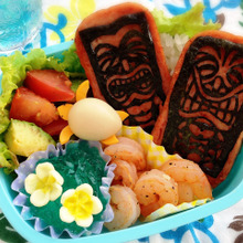 スパムなティキ(ハワイの守り神)弁当