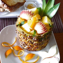 カッティングで華やかに♪