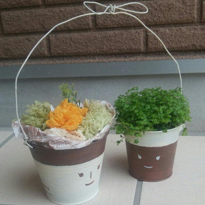 100均とリメ缶で簡単なかよしフラワーポット♪