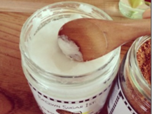 ローラ、石原さとみも絶賛!?ココナッツオイルを1日大さじ4杯食べよう!