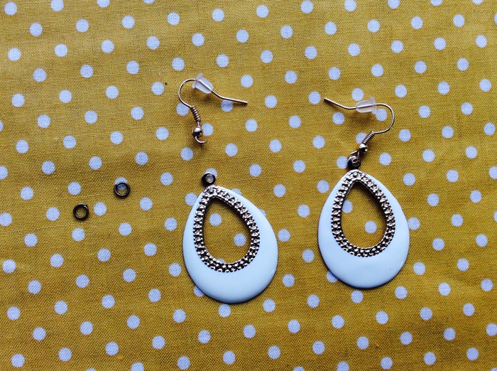 ピアスのパーツを外しました♪