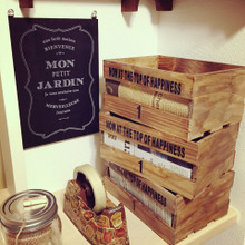 木箱を重ねてモデム隠し