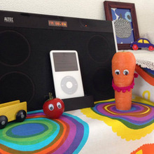 FMをつけて孤育ての部屋に人の気配を増やそう♪