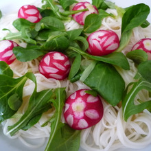 おしゃれなそうめん♡花デコ♡サラダ