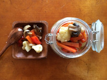 ピクルスよりも食べやすい保存食レシピ「野菜のグレック」