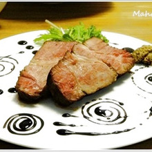 ホームパーティやおもてなしにもピッタリ♪低温調理が美味しいローストポークのレシピ!!