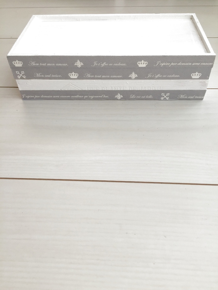 マスキングテープをはる