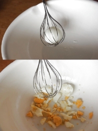 ④泡だて器でつぶす