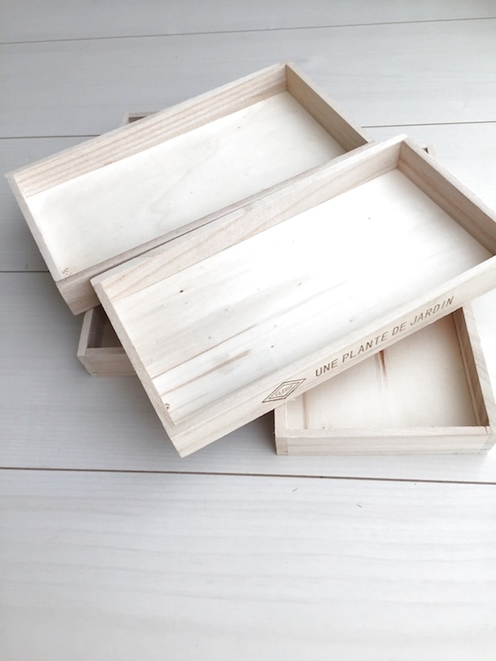 桐箱を2つ用意する