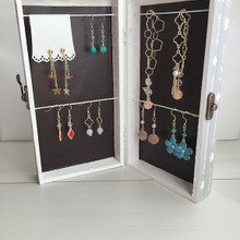 アンティーク調持ち運べるアクセサリーBox Vol.1