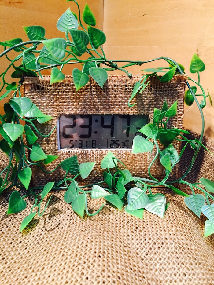 セリアの100均グッズで置時計をオシャレにDIY♪