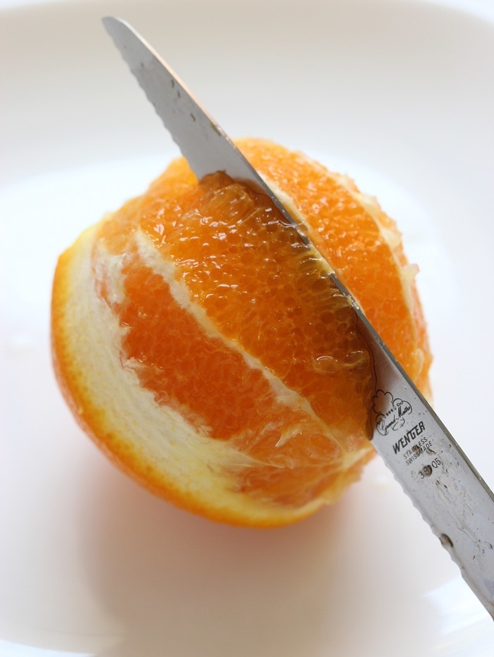 オレンジのカットの仕方