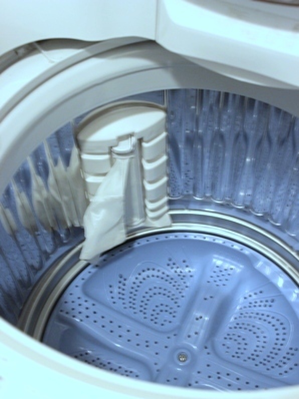 ①まずは、とにもかくにも、「洗濯槽を清潔に!」