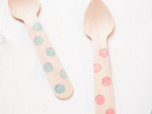 パーティにいかが?使い捨てのフォークやスプーンを可愛くアレンジ