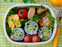 かえるちゃん海苔巻弁当♪