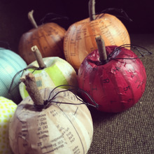 100均グッズで♪リンゴのインテリアを手作り