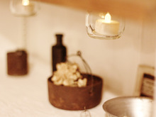 100均で簡単。手軽で安全、棚板キャンドル