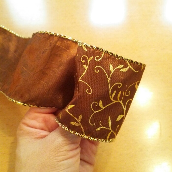 裏表のあるリボンでやってみると…