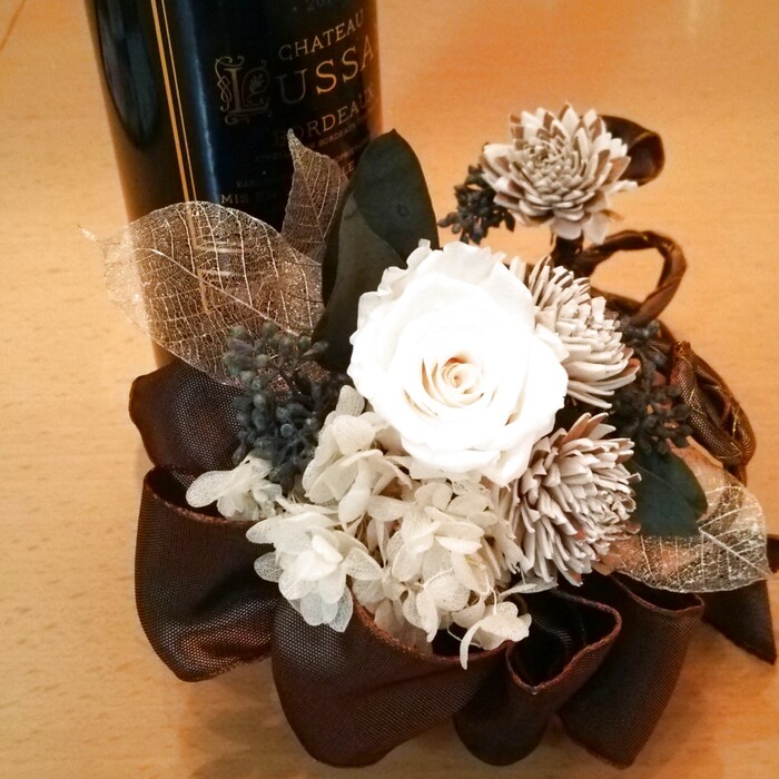 フラワーアレンジやデコに使える♪基本のリボン