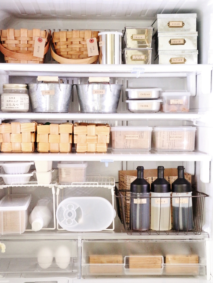 100均グッズで冷蔵庫もディスプレイ収納