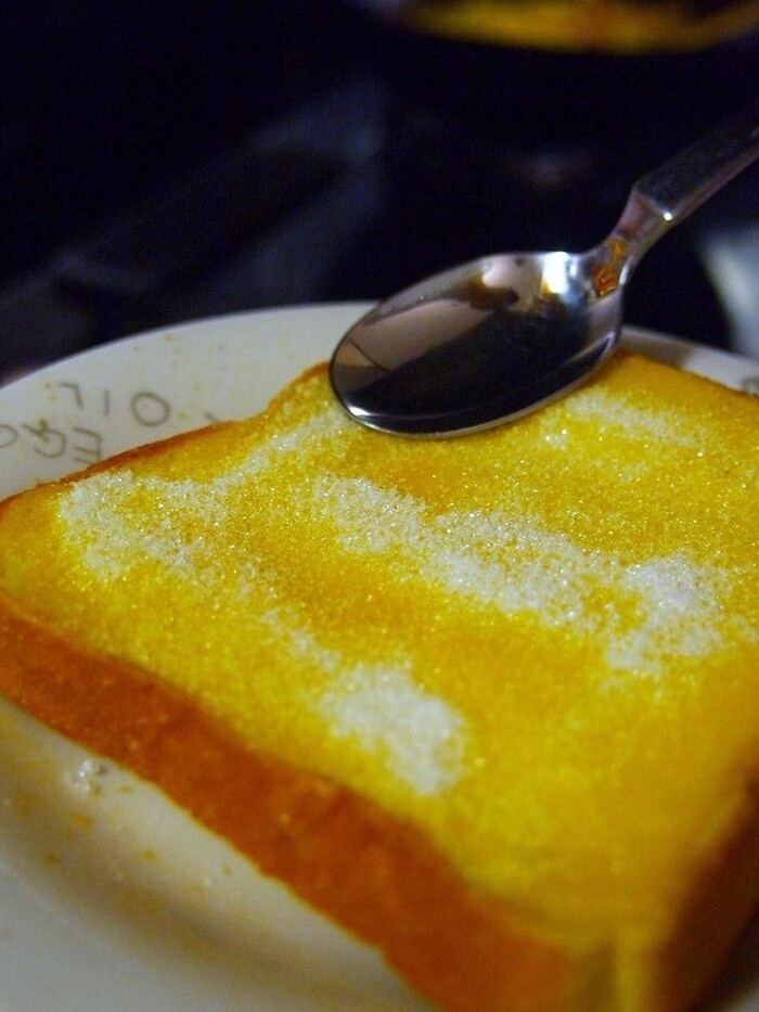 スプーンをガスコンロで加熱