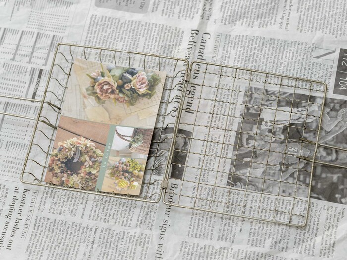 2.ポストカードを入れる