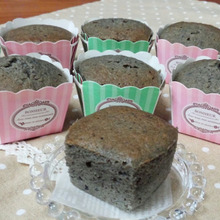 健康成分たっぷりの黒ゴマでカップケーキ♪