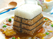 子供に大ウケ!とび箱3段デコカレー