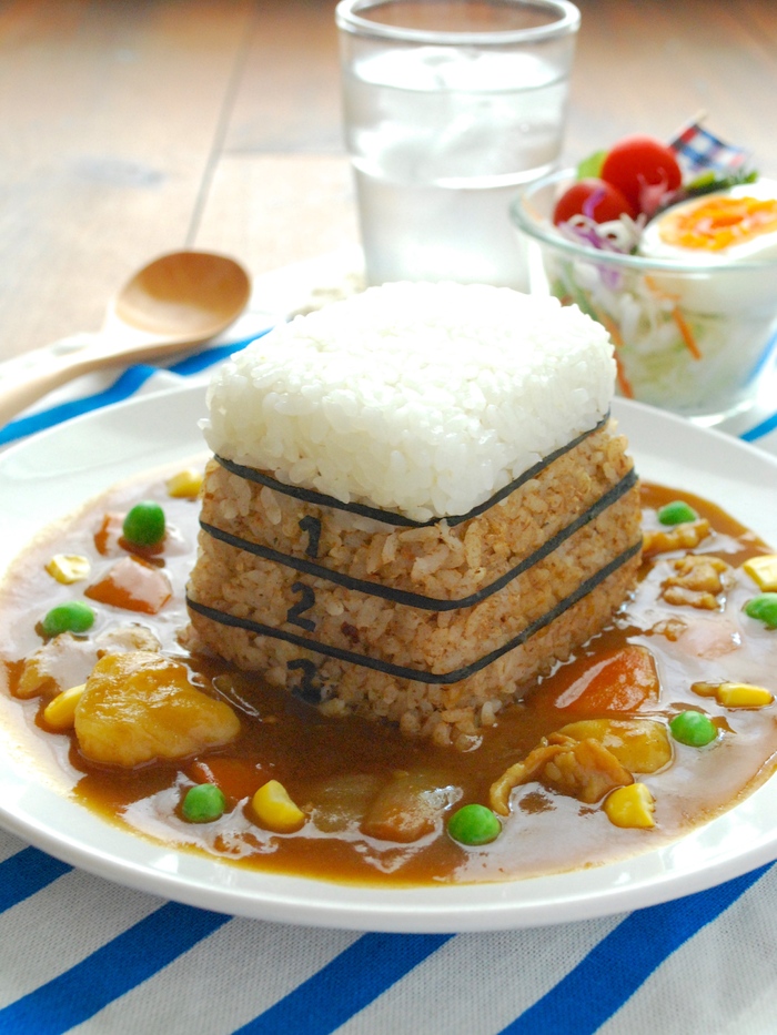 子供に大ウケ！とび箱３段デコカレー