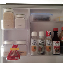 IKEAの袋止めクリップで冷蔵庫内がすっきり!