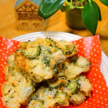 ビールにピッタリ♪ゴーヤとガリでかき揚げ風ベジフリット♪