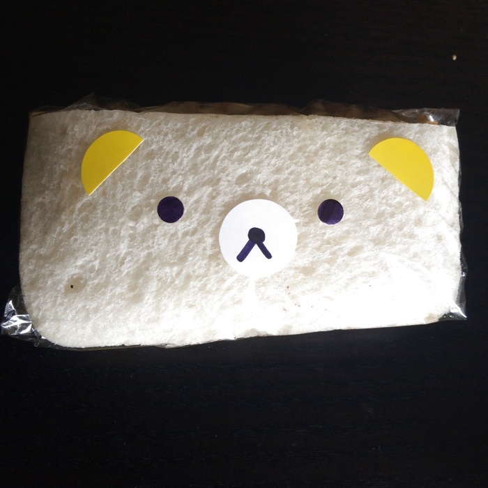 サンドイッチをラップして