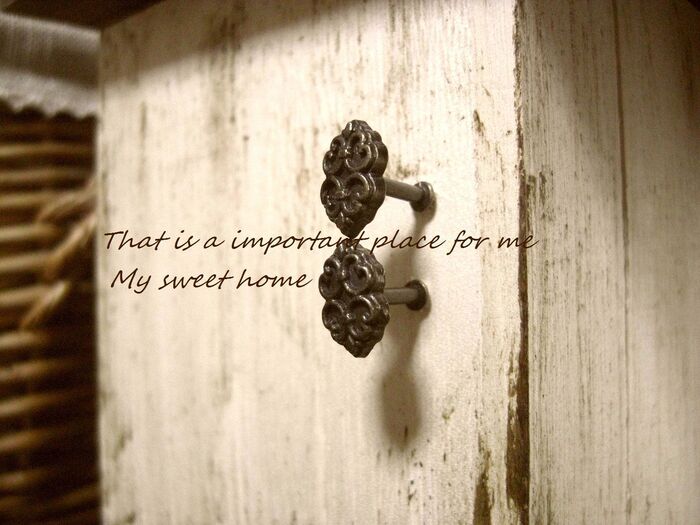 ピンの2つ使いで取っ手風