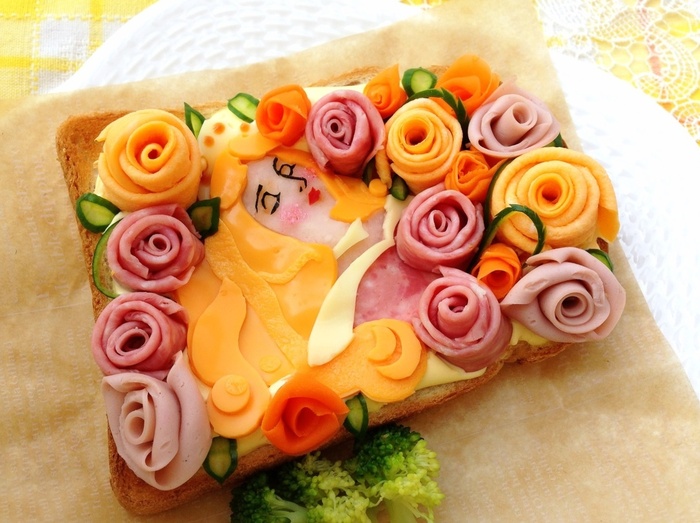 薔薇がいっぱい♡眠れる森の美女トースト