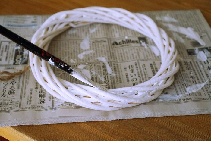 手順1.リース台のペイント